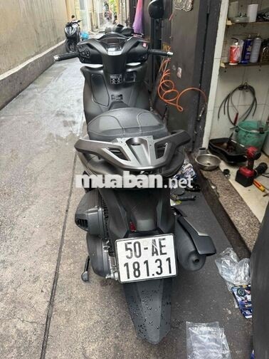 Honda SH 350i 2026 Xám grey 4800km