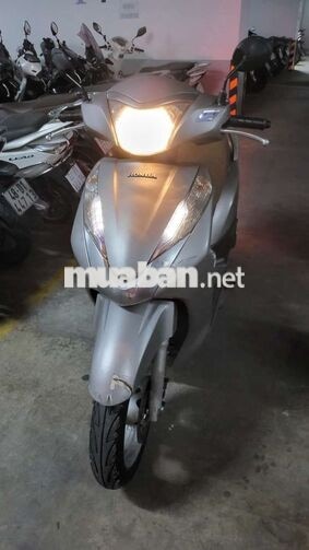 HONDA LEAD 2016 MÀU BẠC