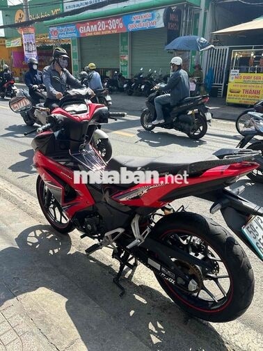 HONDA WINNER X MÀU ĐỎ ĐEN thể thao