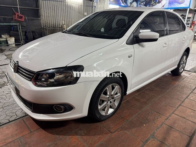 Volkswagen Polo Sedan 2015 Trắng