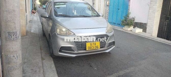 Hyundai i10 2018 400000 km màu Bạc