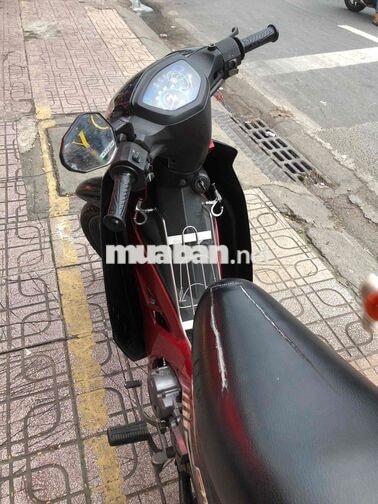 Sirius 2015 màu Đỏ đen cần bán lại