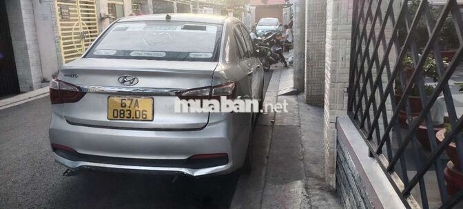 Hyundai i10 2018 400000 km màu Bạc