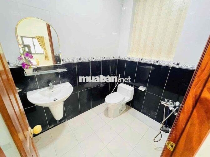 Cho Thuê 2PN 1WC Thang Máy_Ngay Landmark_Metro Văn Thánh_Cầu Ba Son_Q1