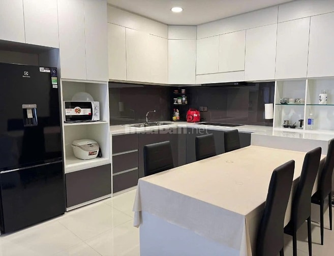 C/c  Moscow Tower- Tham Lương : Căn 3p, nội thất cao cấp giá 12tr/th