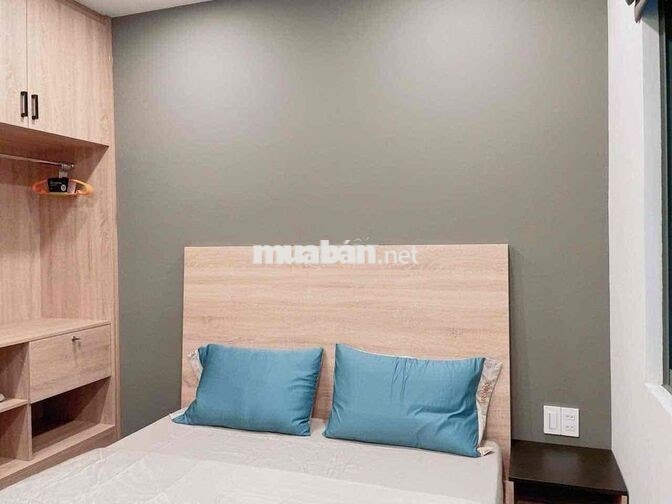 Căn Hộ 1 Phòng Ngủ Ban Công Ngay Trung Tâm Quận 3 GầnVòng Xoay Dân Chủ