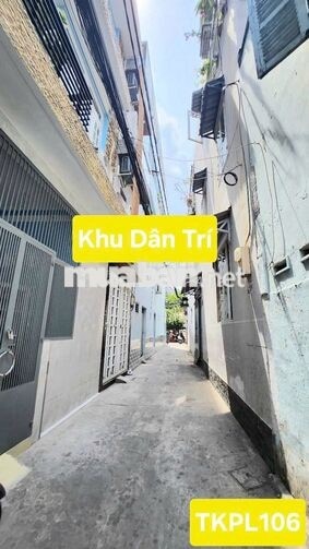 Cho thuê nhà nguyên căn nhỏ 4tr2/tháng khu trung tâm q10