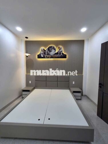 Nhà mới xây đẹp 4 tầng cần bán - DTS 130m - giá 8,2 tỷ TL