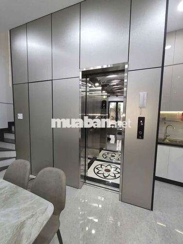 Nhà mới xây đẹp 4 tầng cần bán - DTS 130m - giá 8,2 tỷ TL