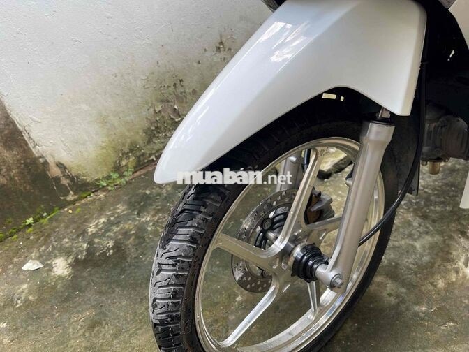 HONDA FUTURE MÀU TRẮNG