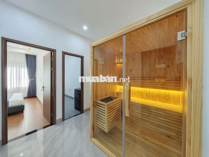 Chính chủ bán nhà đẹp 300m2 sử dụng, đường 7m5 dân trí cao Hòa Xuân