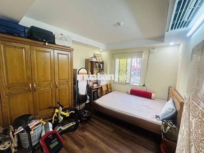 Bán căn hộ chung cư Bồ Đề, lô góc 2PN, 60m², full nội thất, sát phố