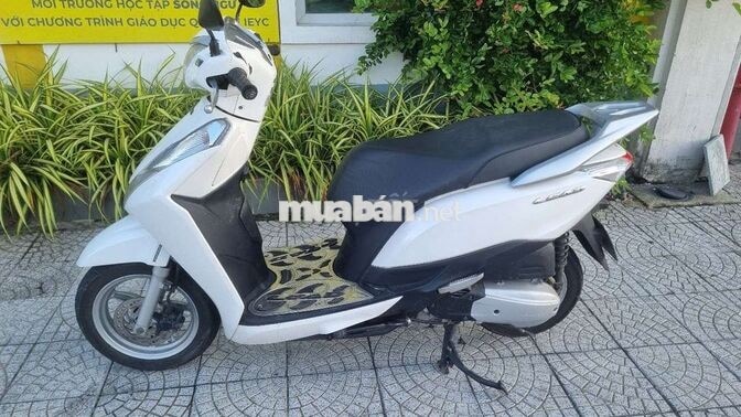 HONDA LEAD 2015 MÀU TRẮNG