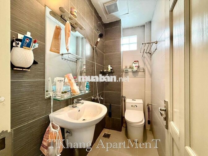 Cho Thuê Căn Hộ Tách Bếp Máy Giặt Riêng Rộng 25m2 Ngay Cầu Vượt 3/2