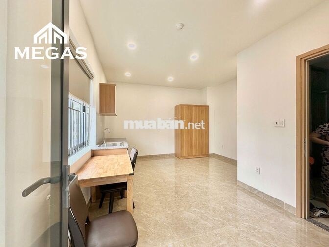 Studio Ban Công & Cửa Sổ Full Nội Thất | Ngay Aeon Tân Phú Chỉ 5 Củ