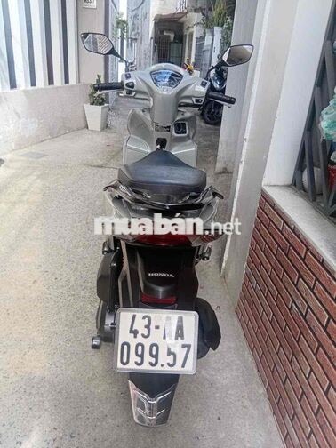 HONDA VISION 2025 THỂ THAO XÁM 4000KM
