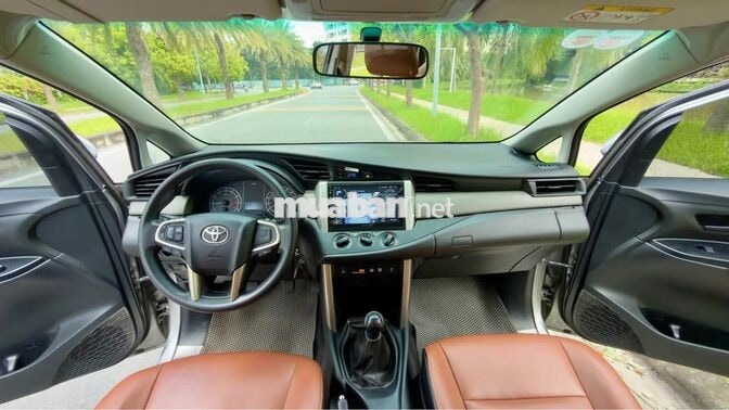 Toyota Innova 2.0E MT  SX 2019