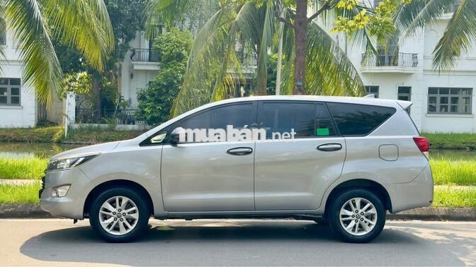 Toyota Innova 2.0E MT  SX 2019