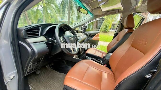 Toyota Innova 2.0E MT  SX 2019