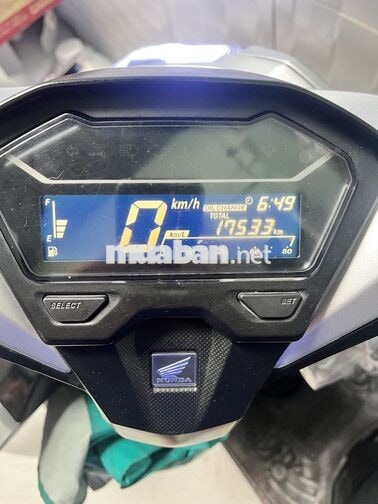 Honda Vario 150cc 17.500 km màu Bạc