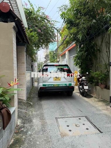 HEM XE HOI 3TẦNG MỚI TOANH. P. LINH TÂY cũ. 7.8 tỷ. SHR.  hoàn công