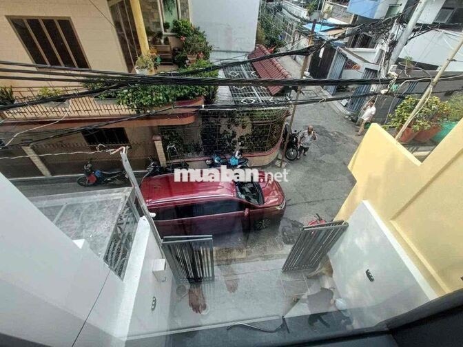 Mặt Tiền 4 Tầng - Sát Quận 1 - Gần Chợ Bà Chiểu- 20triệu