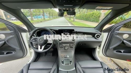 Xe Mercedes Benz GLC 300 4Matic 2021