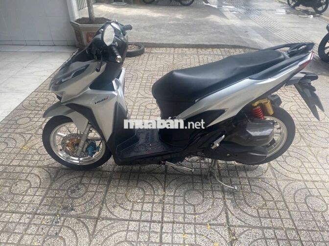 Honda Vario 150cc 17.500 km màu Bạc