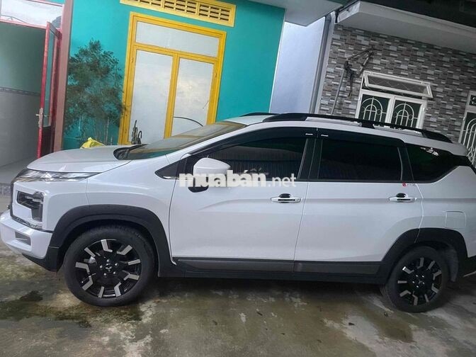 Mitsubishi Xpander Cross Bản 11 ngàn km