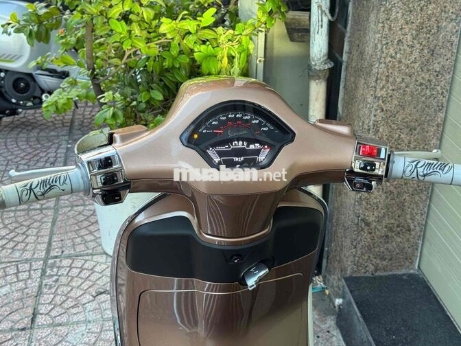 Piaggio Vespa Sprint 125 2025 Nâu 2500km MH91884