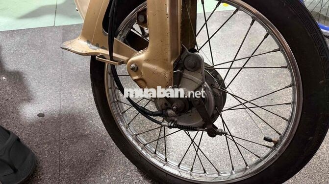 Honda Cub 50 Vàng đồng