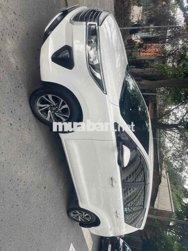 Innova 2022 số sàn xe đẹp