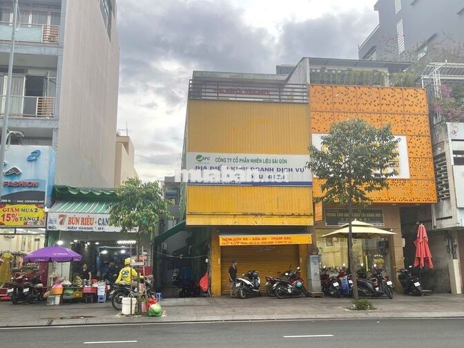 Góc Thoáng Hậu Giang Ngang Lớn 5m - Khu Phố Ẩm Thực, Phường 6, Quận 6