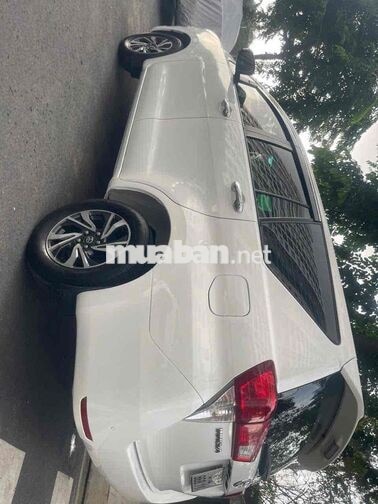 Innova 2022 số sàn xe đẹp