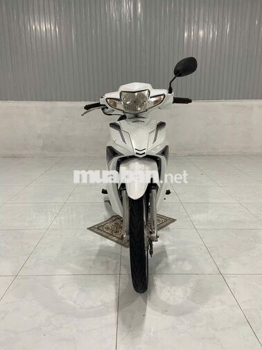 Honda Blade 110 màu Trắng