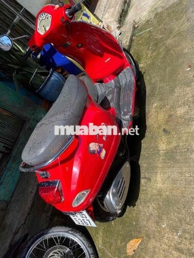 Piaggio Vespa LX 125 màu Đỏ