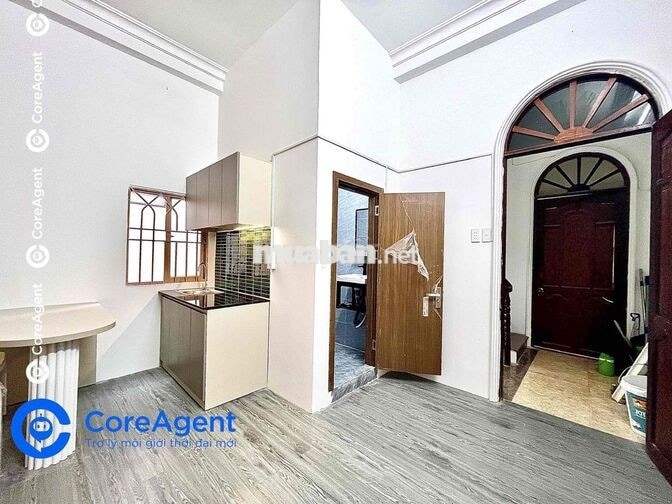 CHDV 1PN TÁCH BẾP BANCOL FULL NỘI THẤT CÓ THANG MÁY NGAY TÂN HOÀ ĐÔNG