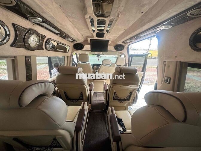 Ford Transit Dcar Limousine 2017 ĐK 2018
