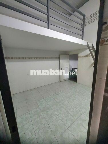 CHO THUÊ NHÀ MẶT TIỀN NGUYÊN CĂN HẺM 413 LÊ VĂN QUỚI