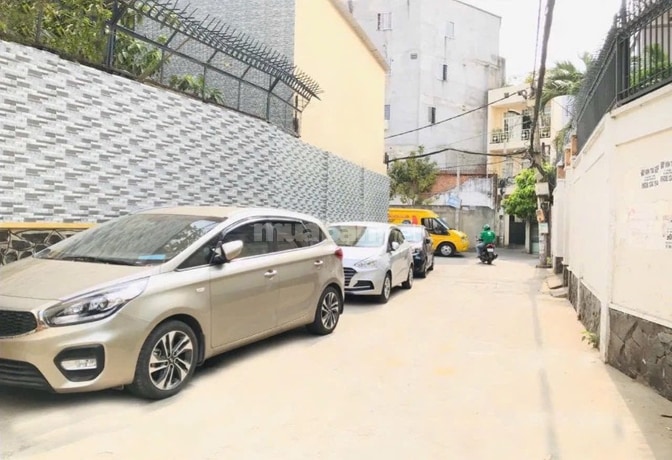 Bán nhà DT:13,5x37m hẻm xe hơi Lê Quang Định, P1, Q.Gò Vấp