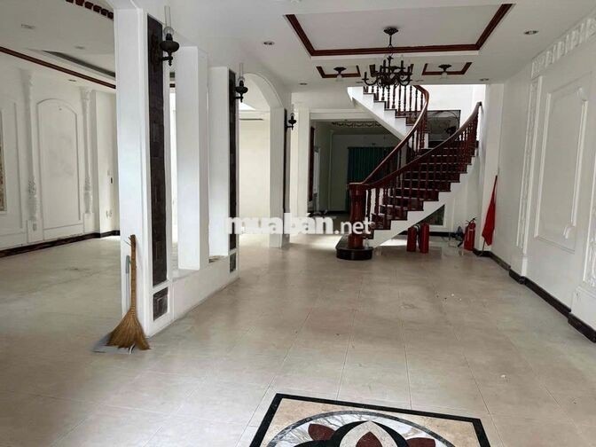 🏡Biệt thự mặt tiền đường Ba Vì, p.Hòa Hưng, Q.10❌Ngay ngã tư Đồng Nai