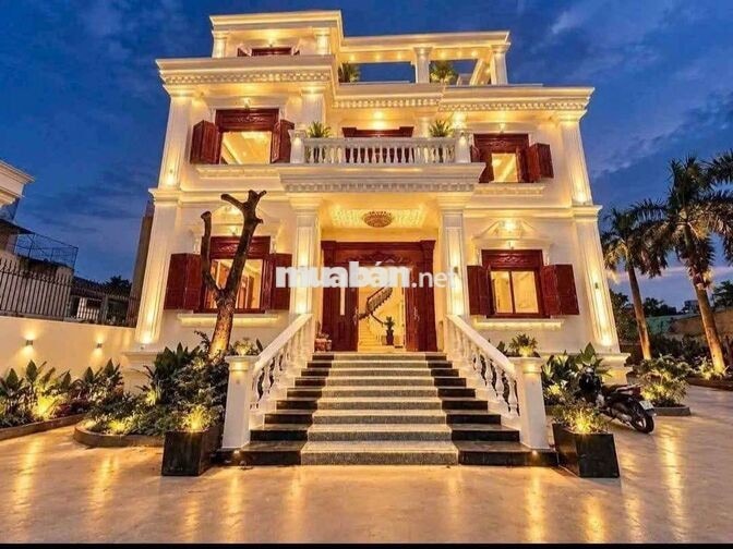Biệt thự Khủng gần 800m2 3 Tầng Đẳng cấp Gần Ngã Tư Ga