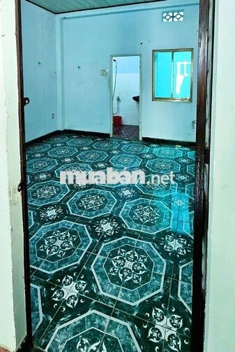 Cho nữ thuê phòng 40m2 CMT8 Q3 WC riêng, free nước + wifi