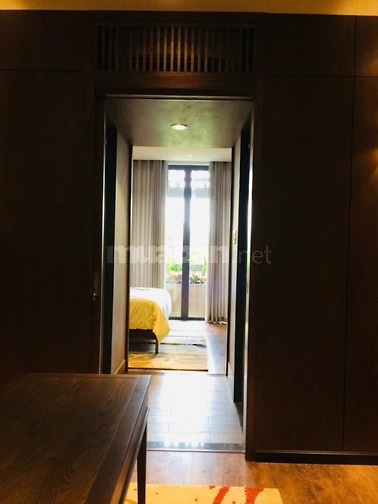 Bán nhà Hoàng Quốc Việt, mặt tiền KD , căn hiếm, 250 m2, 5 tầng, 23 tỷ