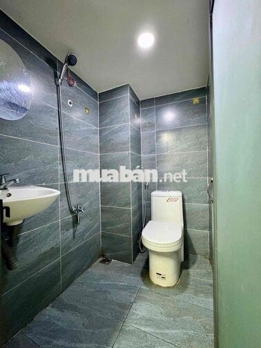CHO THUÊ DUPLEX GÁC CAO, RỘNG 28m2 NGAY CÔNG VIÊN LÀNG HOA GÒ VẤP