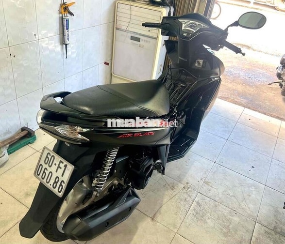 Honda Air Blade màu Đen
