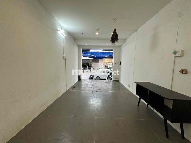 CHO THUÊ MẶT BẰNG NGANG 12x6m2 KINH DOANH ĐA NGÀNH NGHỀ, MẶT TIỀN
