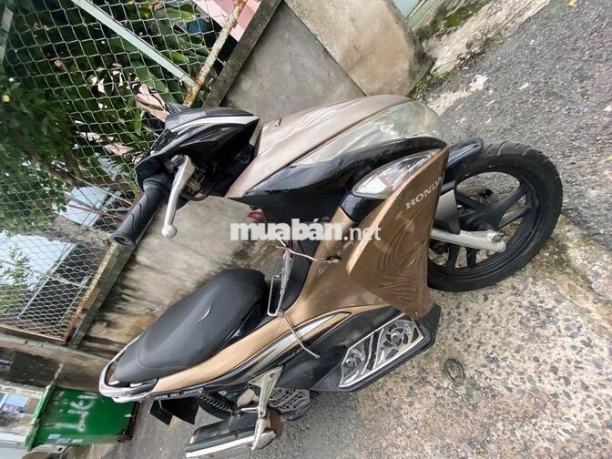 HONDA AIR BLADE VÀNG ĐỒNG ĐEN