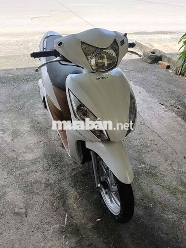 Honda Vision 2014 màu Trắng