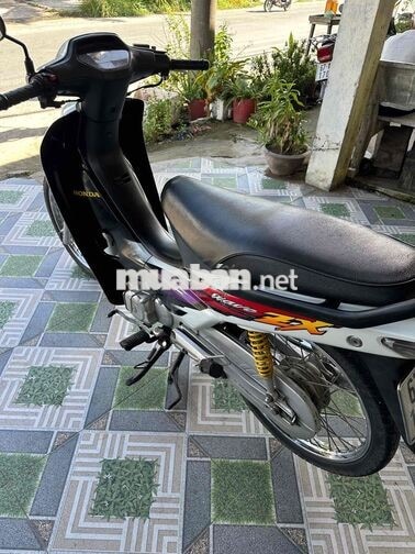 Honda Wave ZX màu Trắng